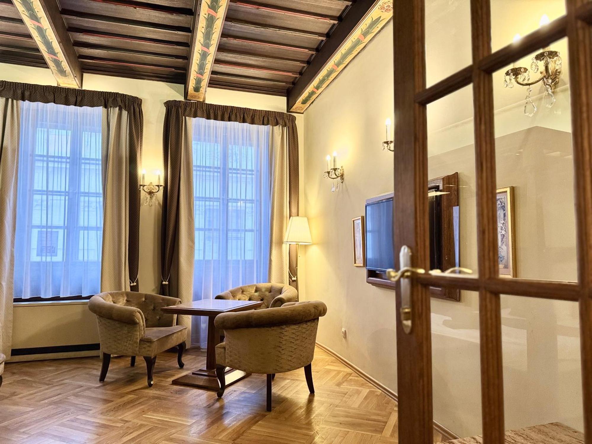 Traditional Prague Apartment Bagian luar foto